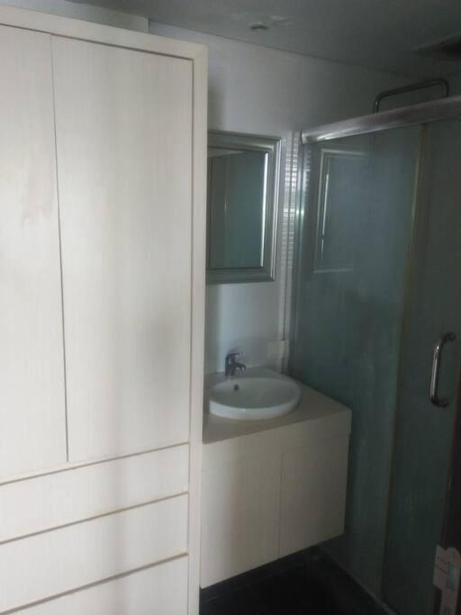 Mg Suite 1Bedroom Apartment By Just Inn Management Semarang Zewnętrze zdjęcie