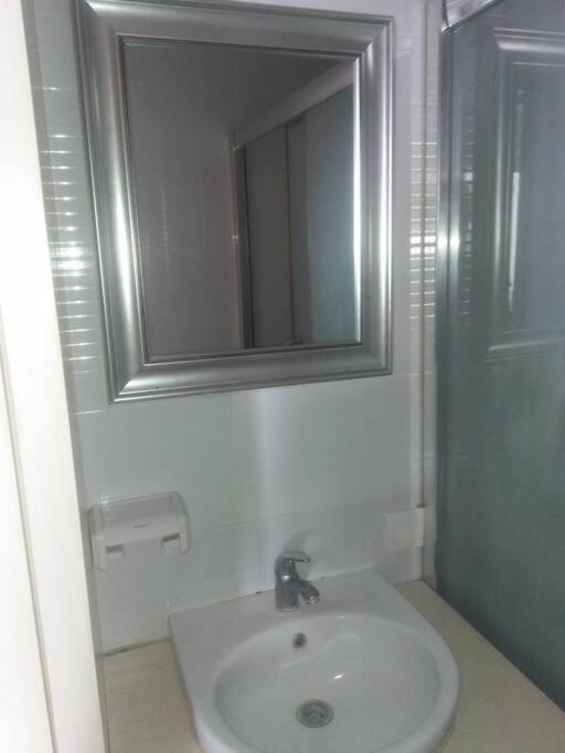 Mg Suite 1Bedroom Apartment By Just Inn Management Semarang Zewnętrze zdjęcie